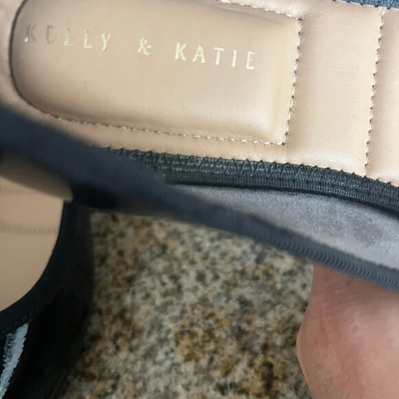 Black shiny ballte flats with bow - Picture 3 of 4